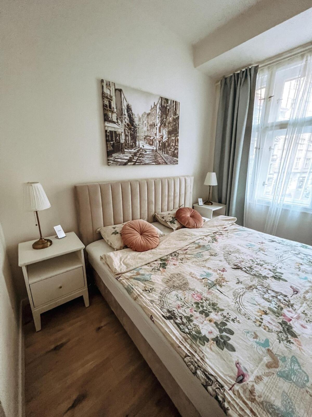 Stylish 1 Bedroom Office At Amazing Location * Prague